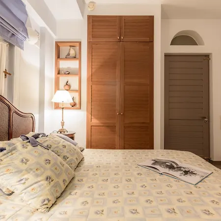 Gardenia Junior Suite In Epidavros With Shared Pool Nea Epidavros Exterior photo